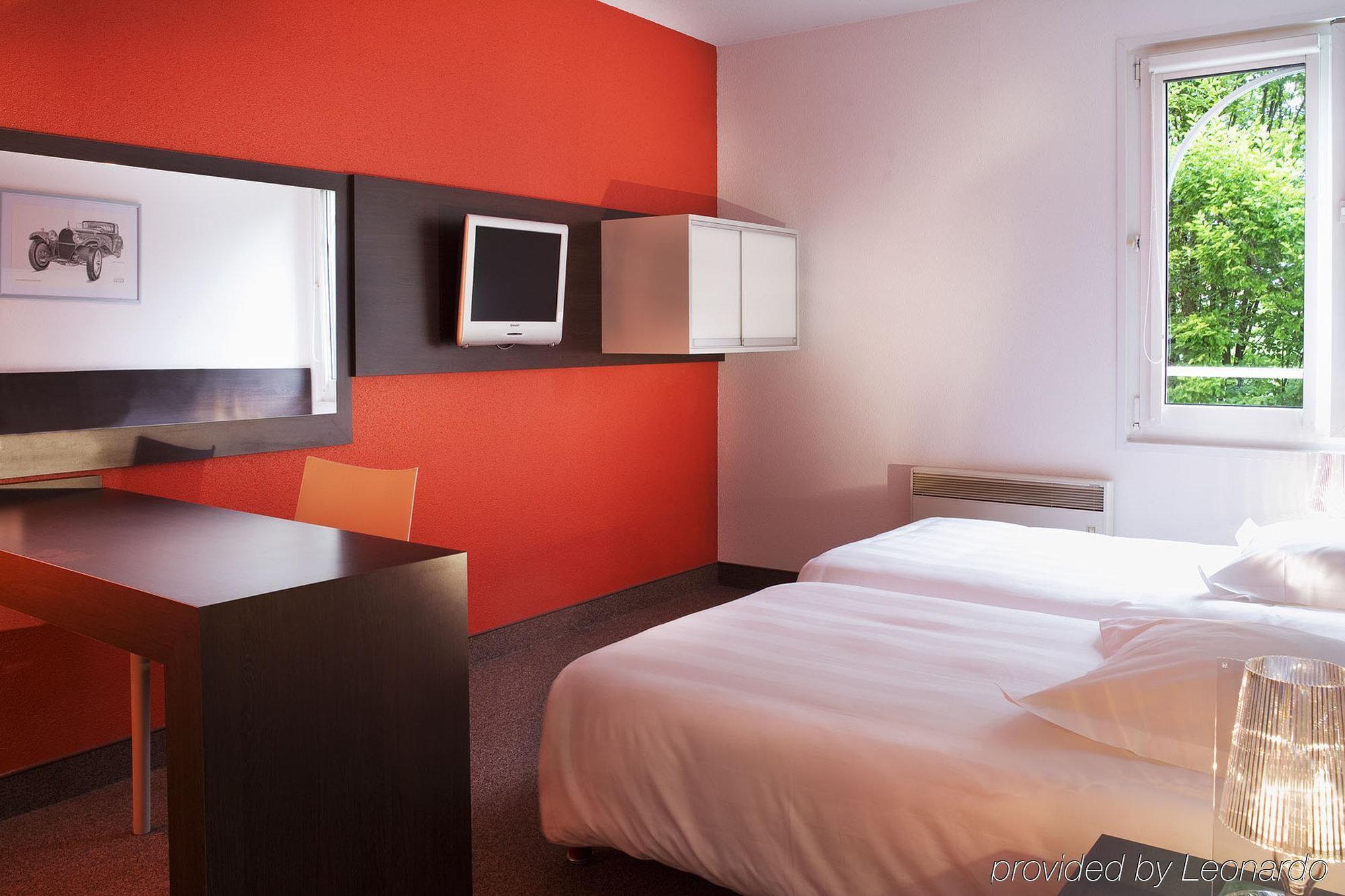 Hotel Le Bugatti Molsheim Cameră foto